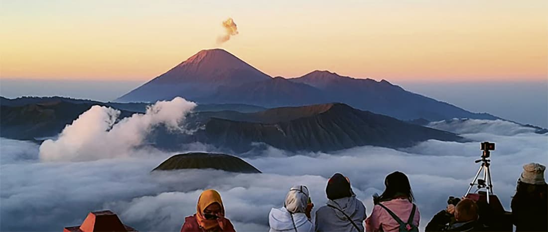 Kawasan Gunung Bromo Ditutup Sementara untuk Aktivitas Wisatawan, Catat Tanggalnya - Image