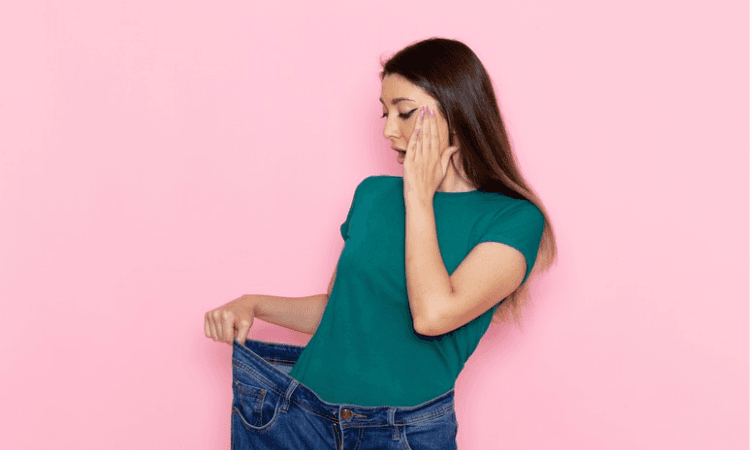 Jangan sampai Naik atau Turun Drastis! 7 Cara Jaga Berat Badan Tetap Stabil saat Ramadhan - Image