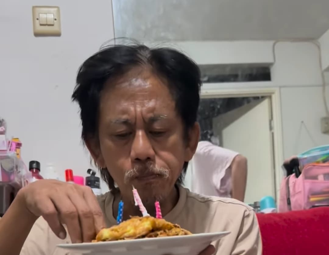 Epy Kusnandar Meninggal Dunia, Sejumlah Selebriti Sampaikan Duka Cita - Image