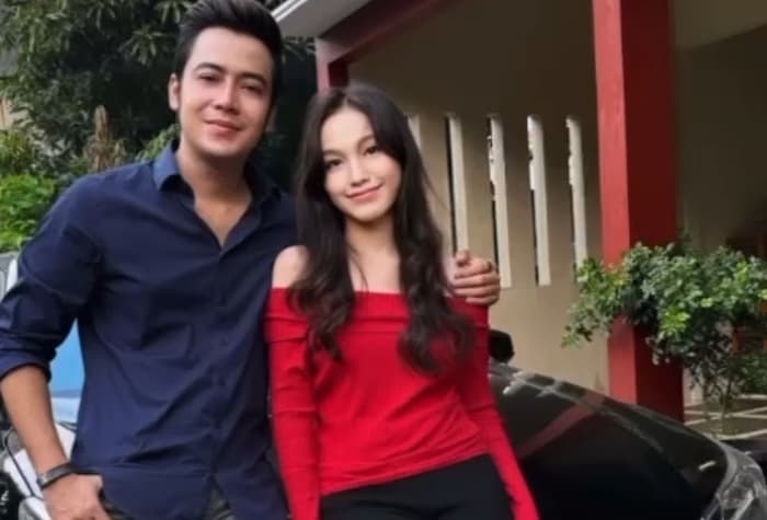 Kriss Hatta dan Sherry Jolieca Semakin Terbuka Soal Kehidupan Asmaranya ke Publik - Image