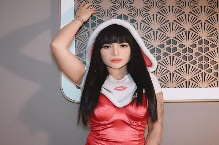 Lula Lahfah Meninggal, Dinar Candy Ingatkan Bahaya Vape yang Beredar di Kelab Malam - Image