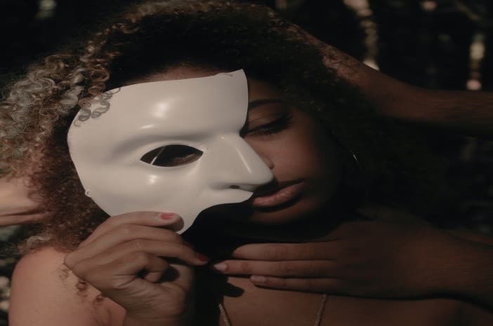 Menurut Para Sufi, Begini Cara Menyembuhkan Diri dari Sifat Munafik, Terhindar dari Penyakit Hati yang Berbahaya - Image