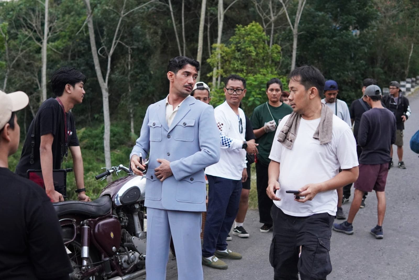 Hanung Bramantyo Garap Film 'Gowok Kamasutra Jawa', Janji Nggak Akan Ada Adegan yang Bikin Jijik - Image