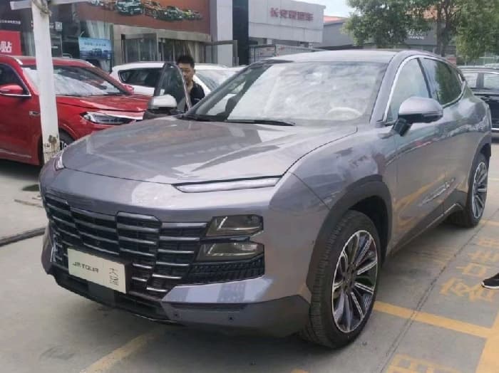 Melihat Fitur yang Diberikan Jetour Segera Mengaspal di Tanah Air - Image