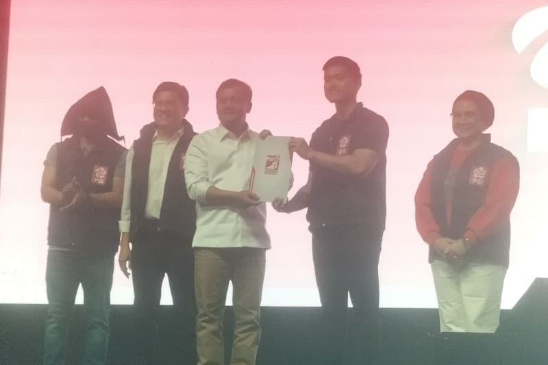 Resmi Diusung PSI jadi Cagub di Pilkada Jawa Tengah, Ahmad Luthfi: Saya Sama Siapa Saja Cocok    - Image