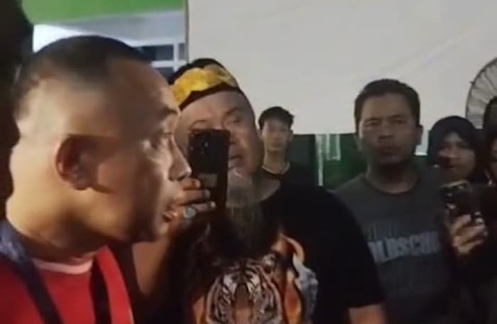 Viral Video Panwascam Tanah Abang Diintimidasi di Petamburan! Ngaku Bekas Staf Juri Ardiantoro - Image