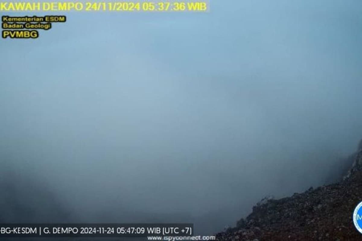 PVMBG: Masih Ada Kabut Tipis Pasca Erupsi Gunung Dempo - Image