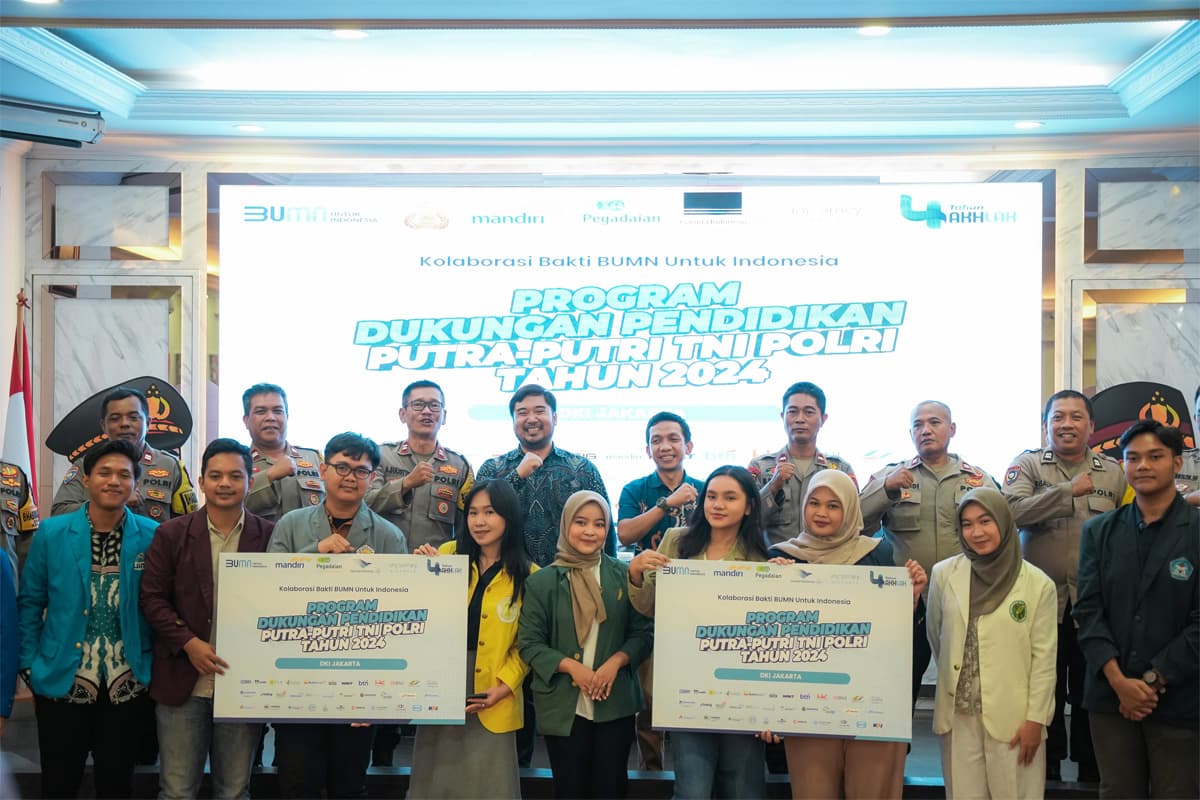 Pegadaian Dukung Pendidikan Putra Putri TNI-Polri Melalui Beasiswa Kolaborasi BUMN - Image