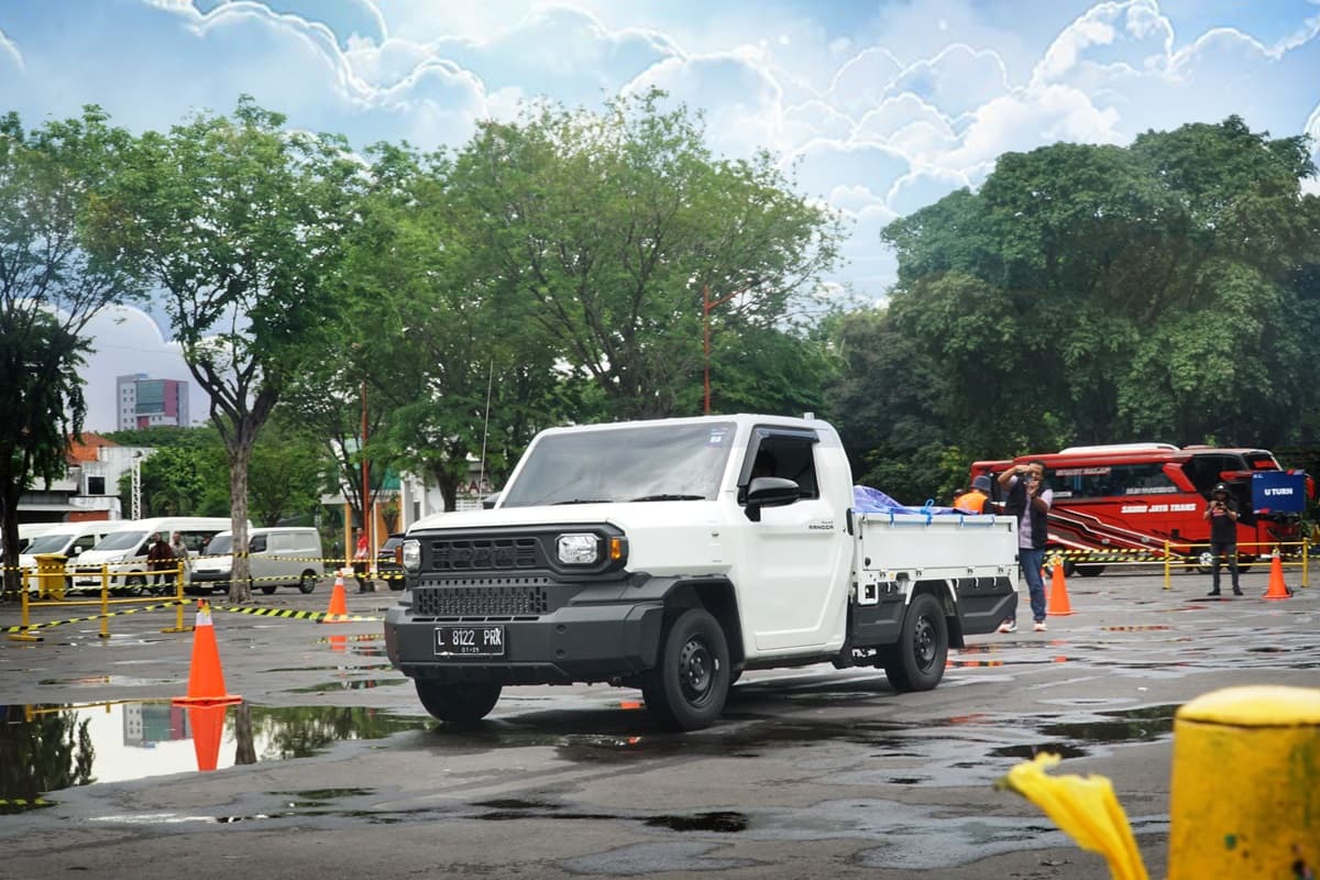 Penjualan Positif, Toyota Makin Pede Bawa Hilux Rangga di Pasar Komersial - Image