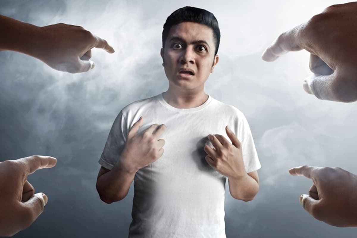 Mengungkap Topeng Orang Munafik: 5 Strategi Efektif untuk Mengenali Sikap Palsu - Image