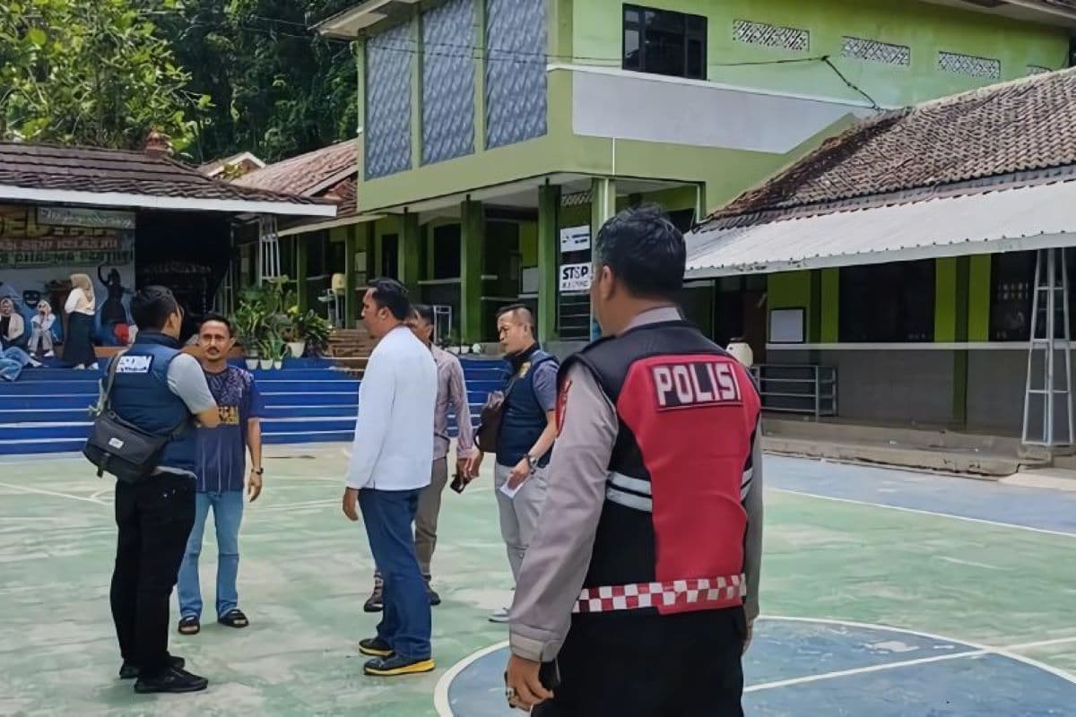 Adegan Bunuh Diri Pentas Seni Berujung Maut, Polres Cimahi Periksa 13 Saksi  - Image