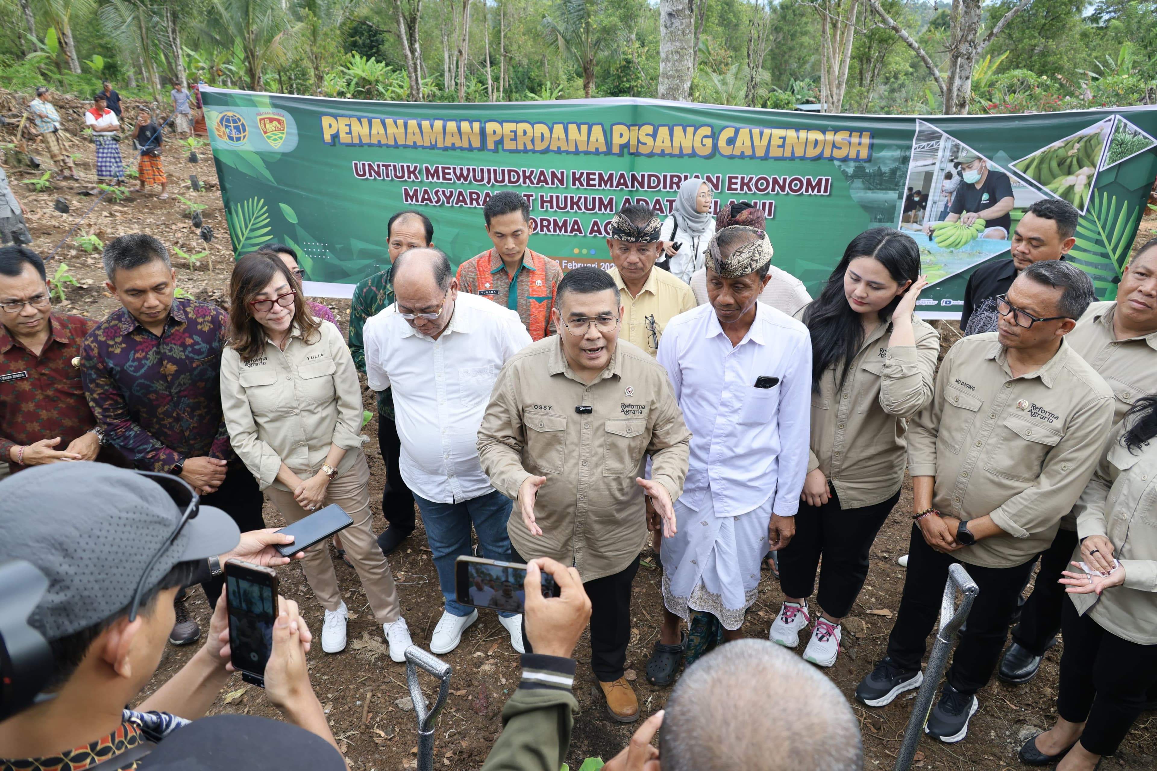 Wamen ATR/BPN Ossy Dermawan: Masih Banyak Tanah Ulayat Yang Belum Teroptimalisasi dengan Baik - Image