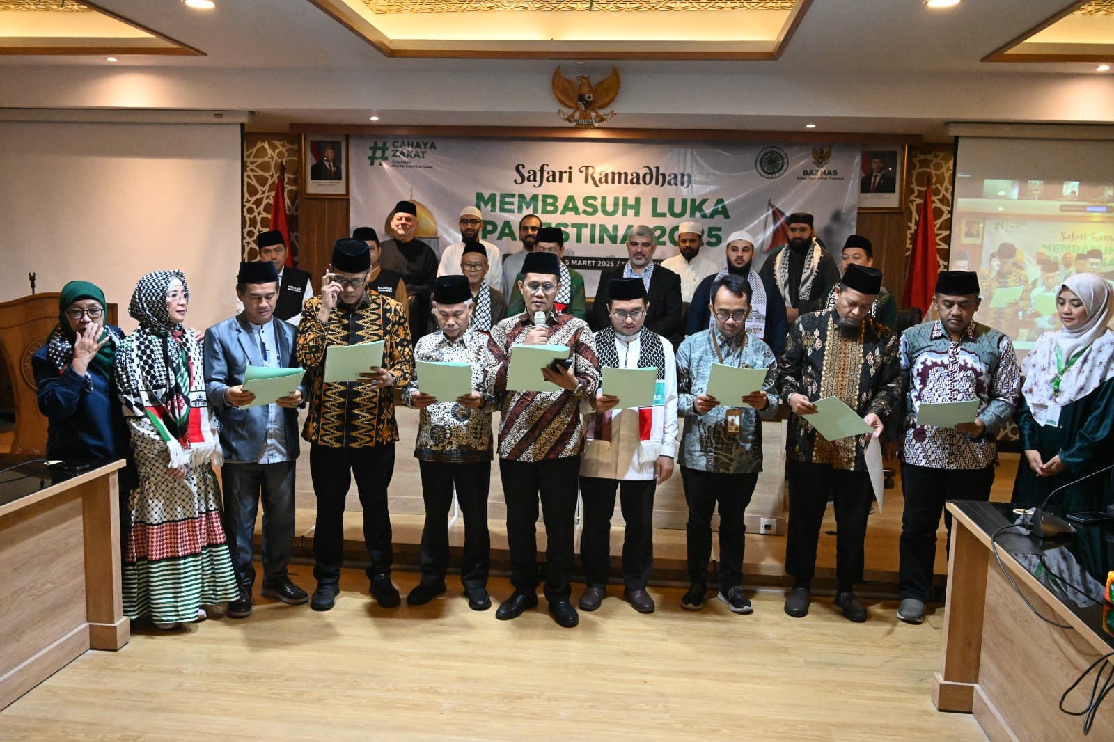 6 Dai Palestina Korban Kejahatan Zionis Israel Diundang ke Indonesia untuk Berceramah Safari Ramadhan - Image