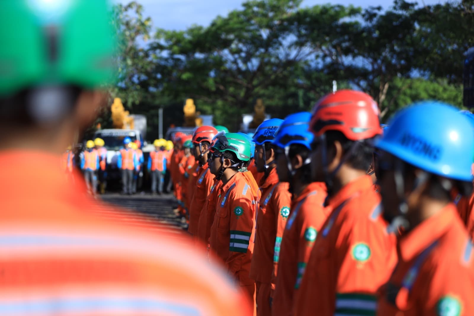 Jaga Kelistrikan tetap Stabil saat Lebaran 2025, PLN Jatim Siagakan 4.782 Personel - Image