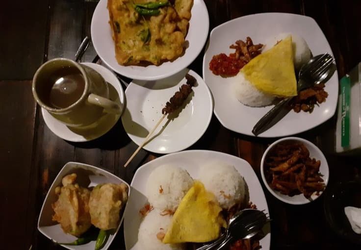 Dahsyatnya Sedekah dan Memberi Makan Saat Berbuka: Rahasia Keberkahan Ramadhan yang Sering Terlewat - Image