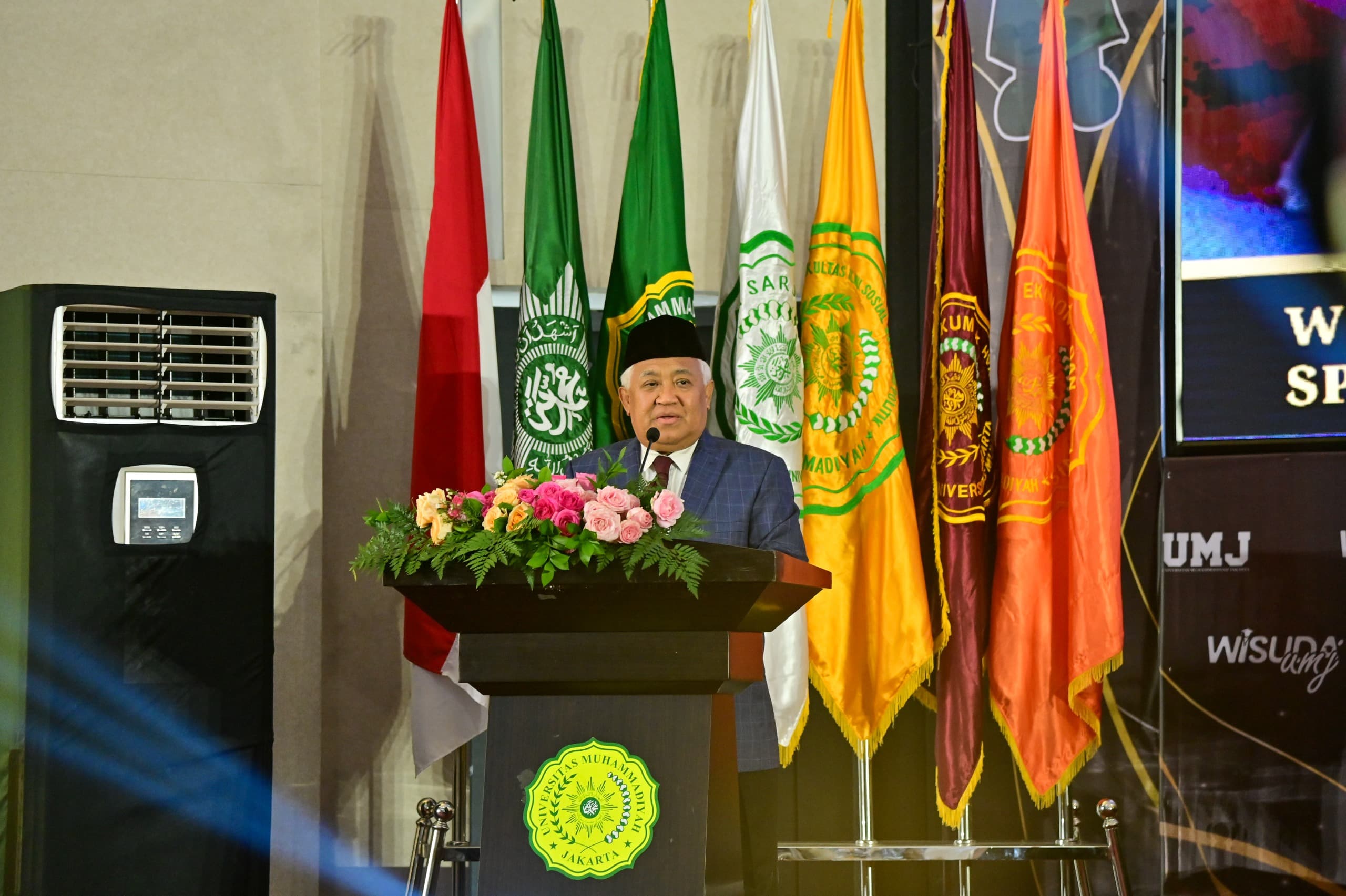 Din Syamsuddin: Jadi Wisudawan Adalah Awal Perjalanan, Bukan Akhir Segalanya - Image