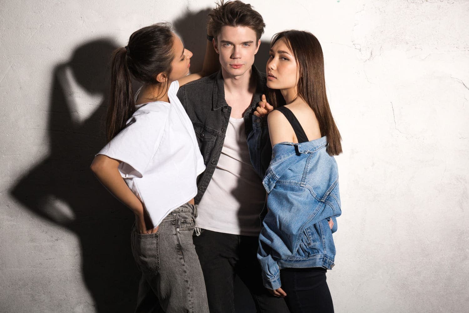 Ahlinya Menggoda, 5 Zodiak Pria Ini Dikenal Playboy - Image