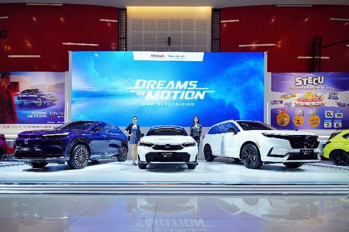 Honda Surabaya Center Pajang Deretan Mobil Elektrifikasi di IIMS Surabaya - Image