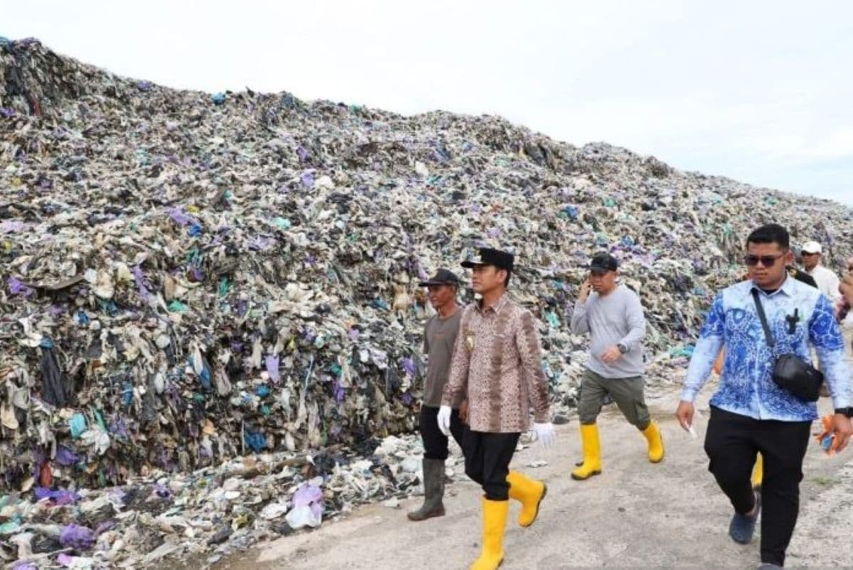 Banjarmasin Darurat Sampah, Pemkot Alokasikan Rp 38 Miliar untuk Penanganan - Image