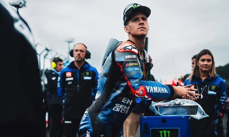 Fabio Quartararo Frustrasi, Hubungannya dengan Yamaha Memanas karena Minimnya Kemajuan Motor - Image