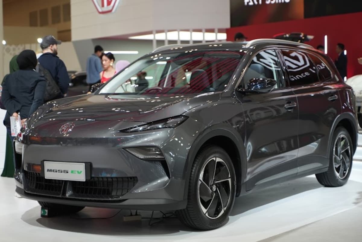 Sempat Diperkenalkan di Shanghai Auto Show, MG Hadirkan MG S5 EV dan MG New ZS di GIIAS 2025 - Image