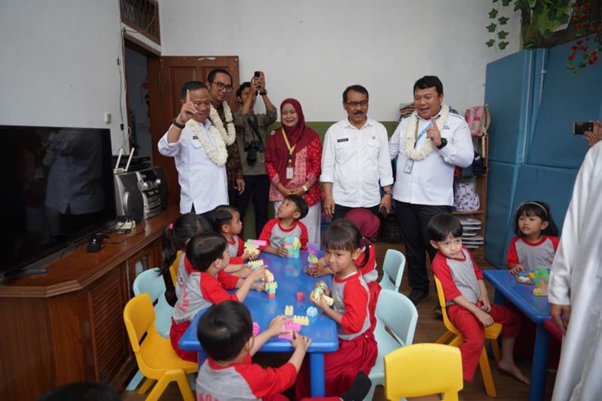 51 Persen Ibu di Jawa Barat juga Berperan sebagai Pencari Nafkah, PLN IP dan BKKBN Luncurkan Program Tamasya - Image