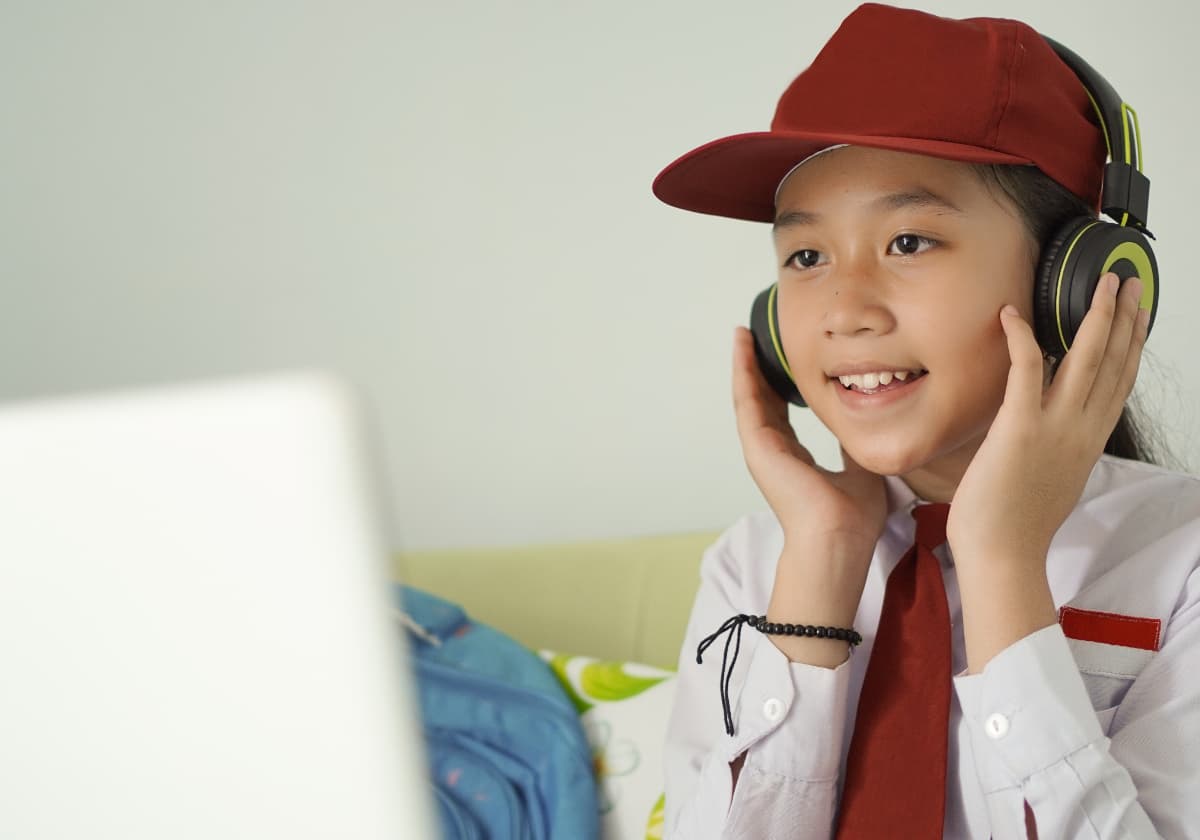 Langkah Cerdas Merencanakan Biaya Pendidikan Anak di Tengah Kenaikan Inflasi - Image
