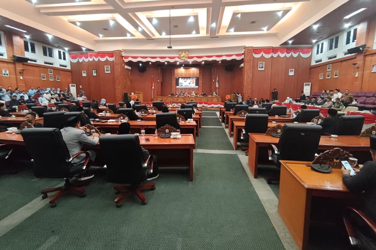 Tembus Rp 47 Juta per Bulan, Tunjangan Perumahan DPRD Depok Disorot Publik, Ade Supriatna Janji Tinjau Kembali - Image