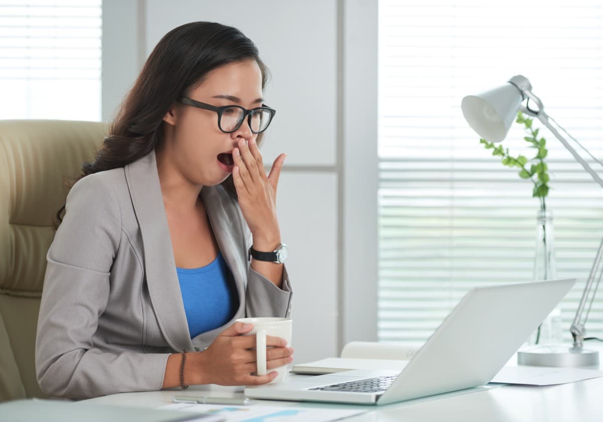 Rasa Mengantuk Mengganggu Aktivitas? Ini 7 Tips untuk Mengatasi Rasa Mengantuk Berlebih di Siang Hari - Image