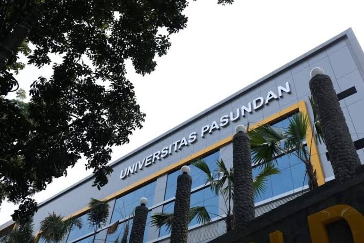 Rektor Pastikan Kampus Unpas Sudah Kondusif dan Terkendali usai Ricuh 1 September 2025 - Image