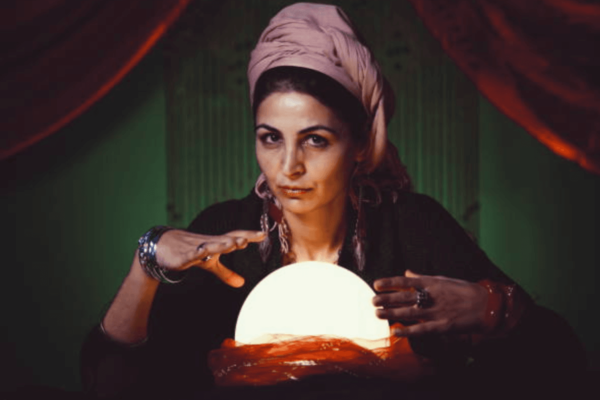 10 Weton yang Diyakini Kebal Santet Menurut Primbon Jawa: Punya Energi Kuat, tapi Ada Ujiannya - Image