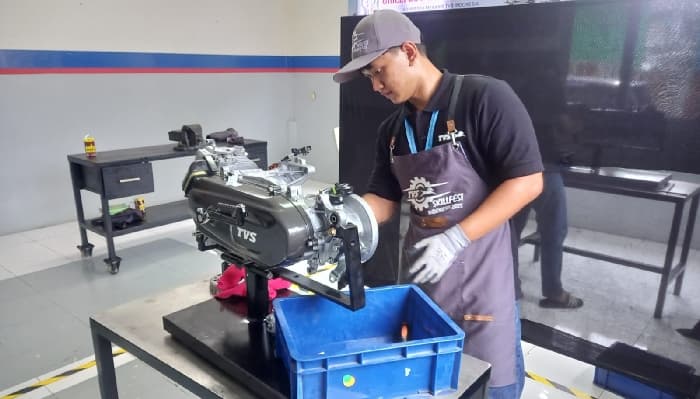 Skillfest Kontes Mekanik Strategi TVS Tingkatkan Layanan Purna Jual di Tengah Pasar yang Sengit - Image