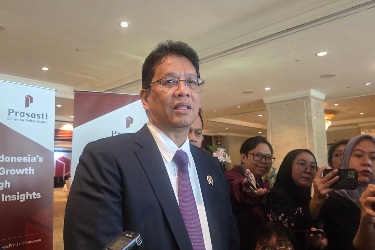 Setengah Ekonom, Setengah Dukun: Purbaya Bongkar Cerita Penunjukan Jadi Menkeu dan Ramal Krisis Politik 2026 - Image