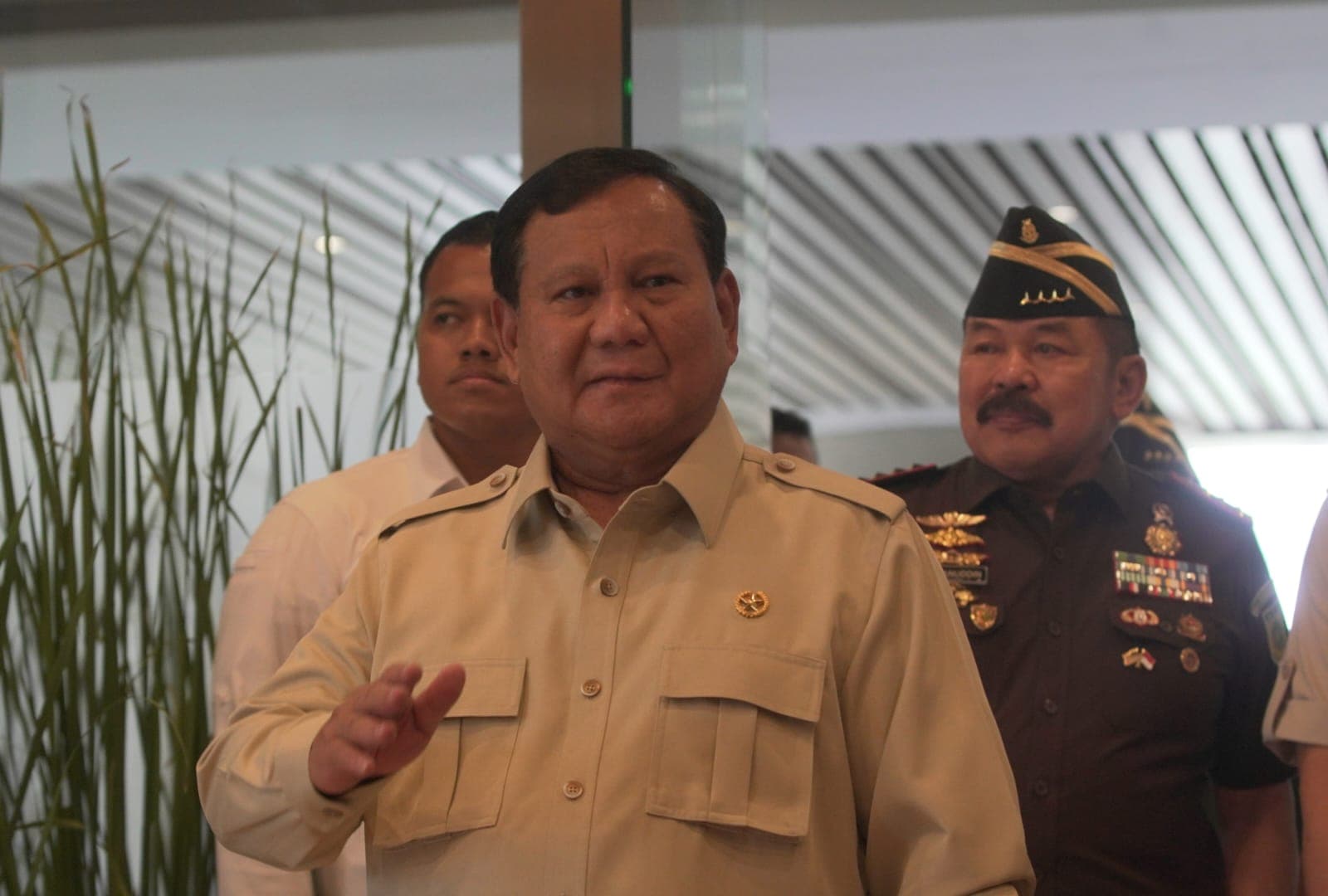 Prabowo Minta Menkeu Purbaya Alokasikan Sebagian dari Rp 13 Triliun Sitaan Korupsi CPO untuk LPDP - Image
