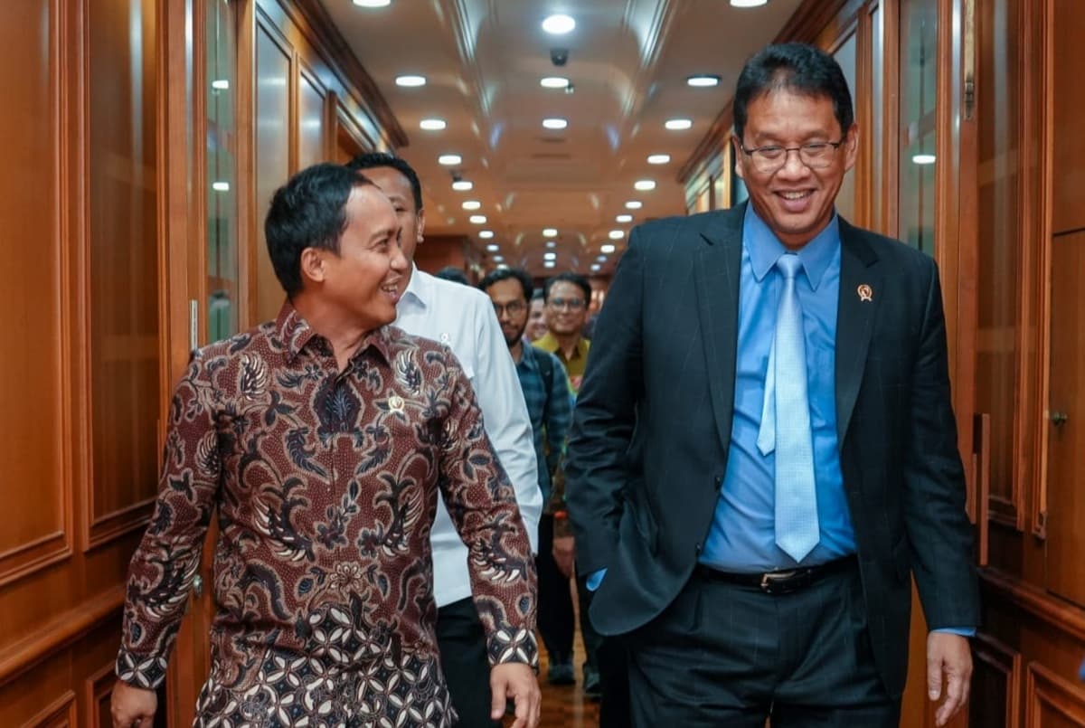 Menkeu Purbaya Ungkap Pengalaman Mengerikan, Naik Helikopter Dikepung Asap Karhutla - Image