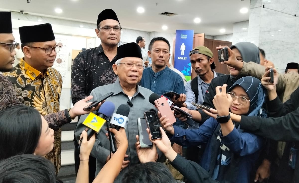 Mantan Wapres Ma'ruf Amin Tegaskan Harta Wakaf Bersifat Abadi, Tidak Hanya untuk Makam, Masjid, dan Madrasah - Image