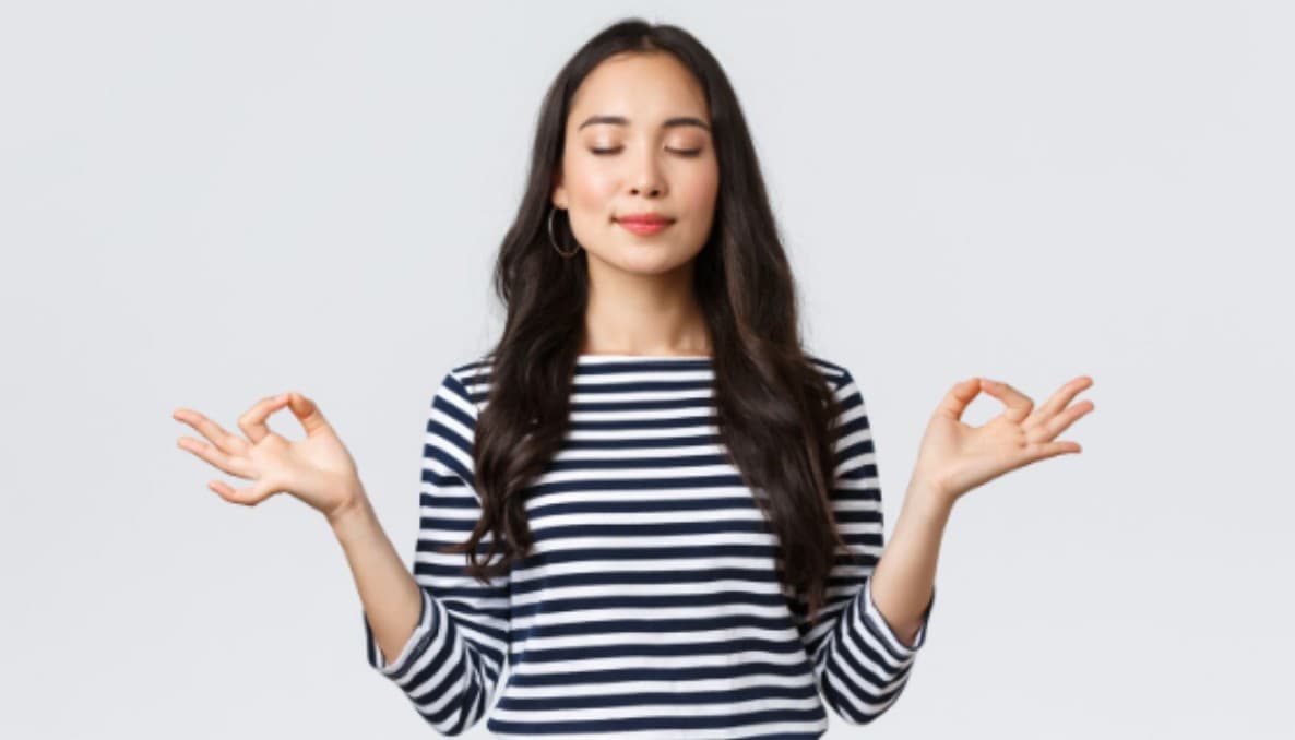 Ciri Orang dengan Kepribadian Tenang dan Sabar, Nomor 4 Bikin Mereka Disukai Banyak Orang karena Energinya yang Menenangkan - Image