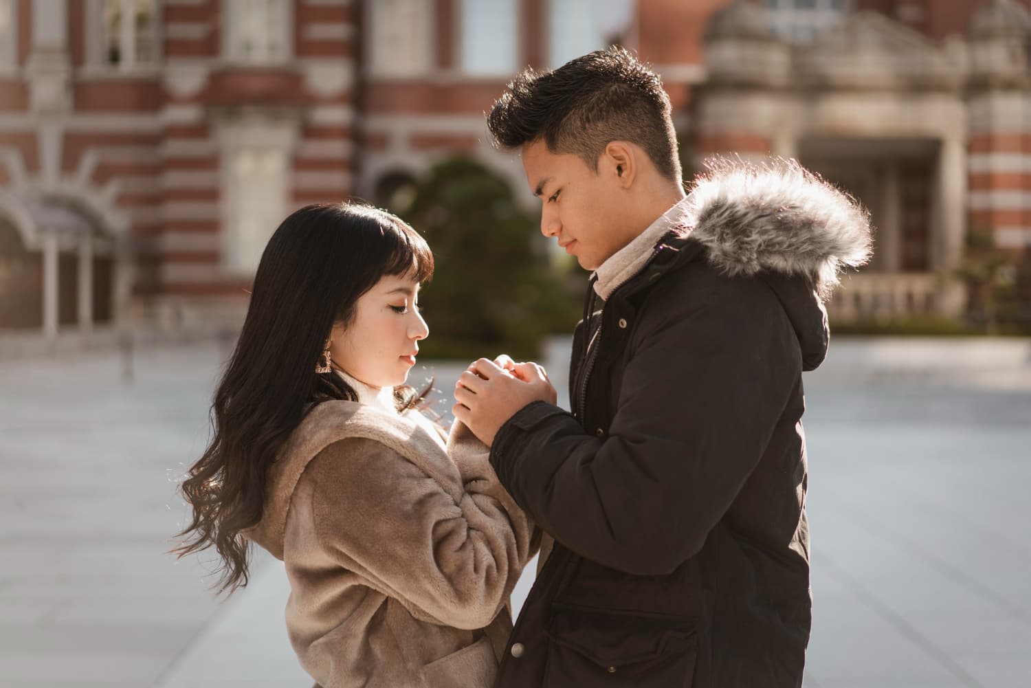 7 Arti Mimpi Bertemu Mantan Pacar Menurut Psikologi dan Tafsir Populer - Image