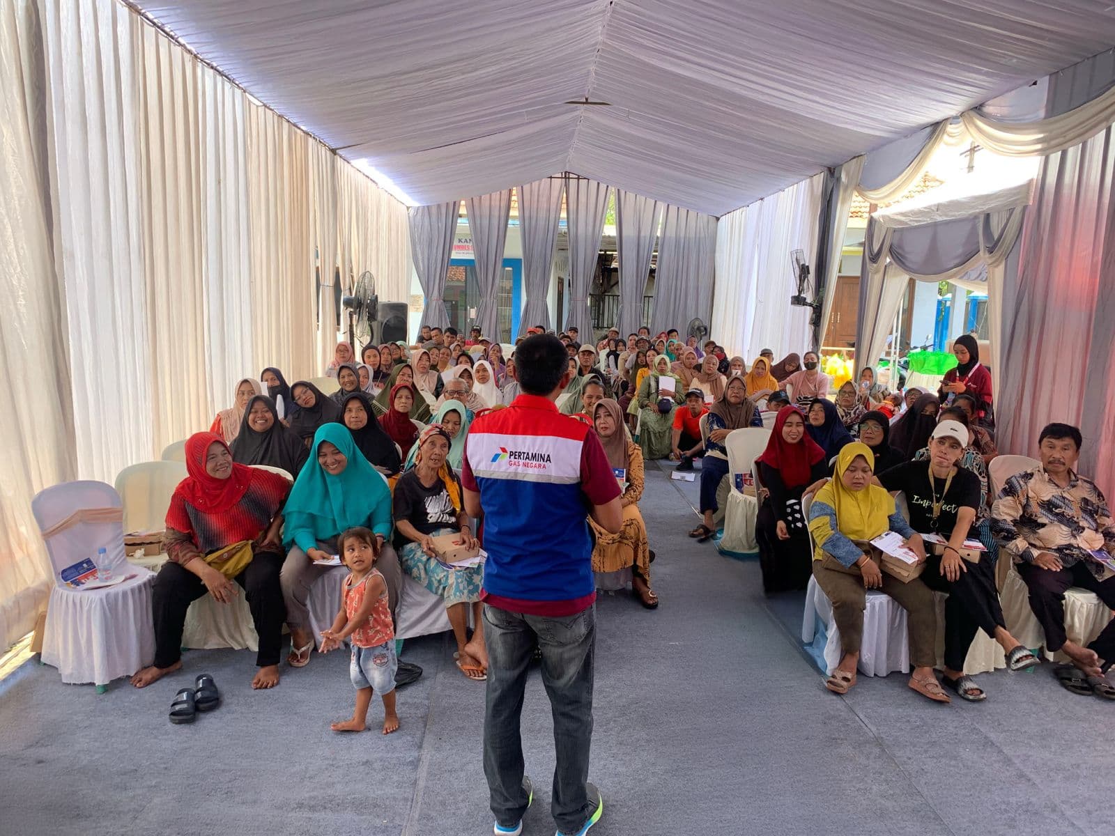 PGN Perluas Jaringan Gas Bumi di Lumajang, Masyarakat Diberi Edukasi Keamanan Energi - Image