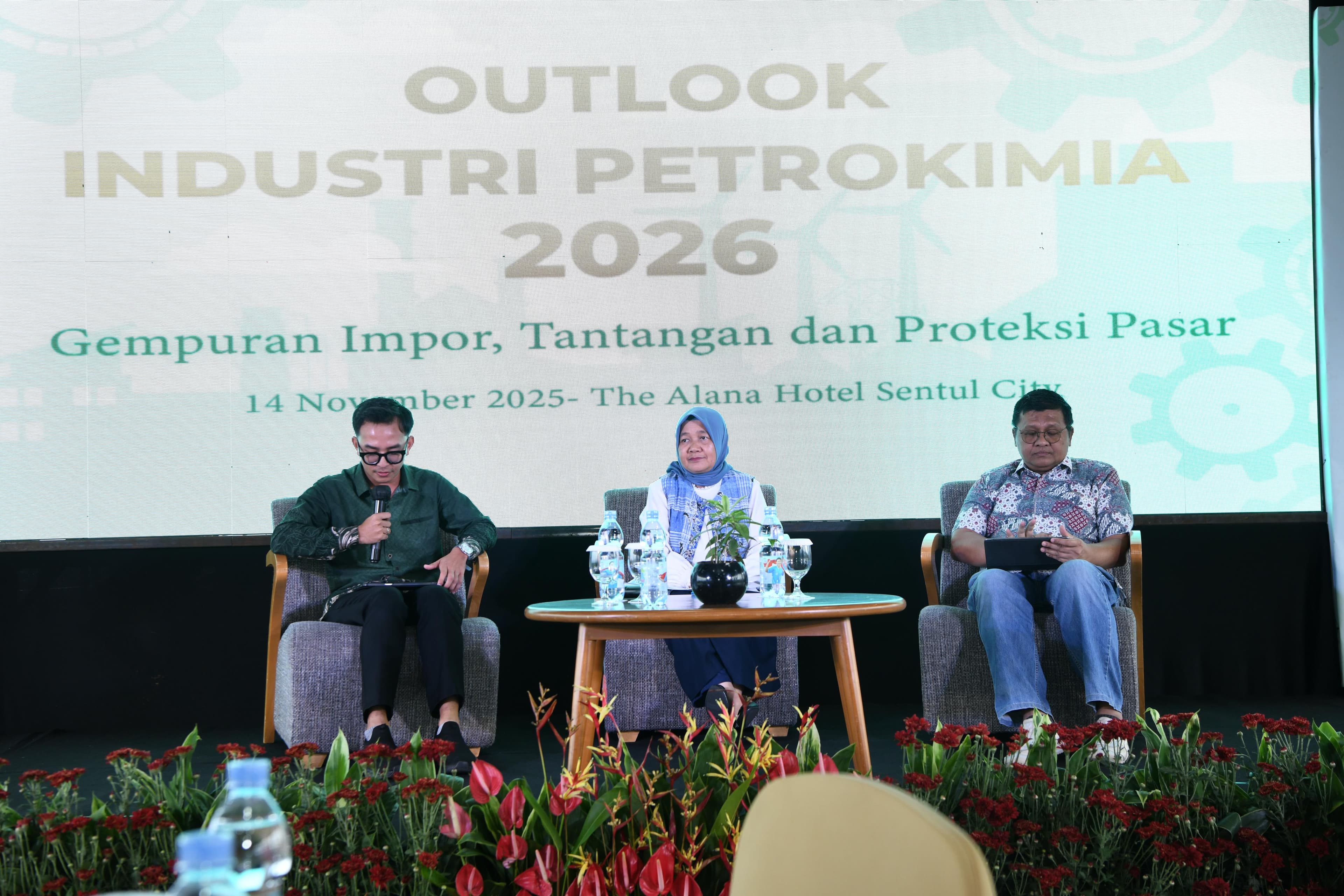 Petrokimia: Kebutuhan Industri Meningkat, Kapasitas Produksi Dalam Negeri Belum Mampu Mengimbangi - Image