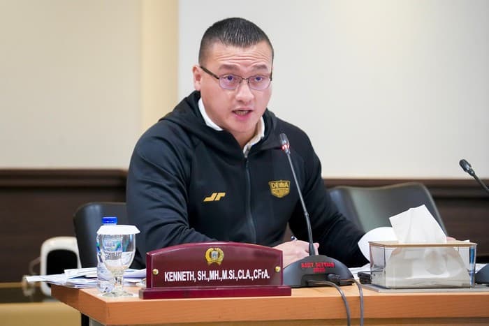 Anggota DPRD DKI Kenneth Soroti Kemacetan di Lokasi Proyek Flyover Latumenten - Image