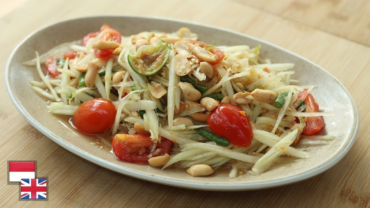 Segar Pedas yang Membuka Selera: Resep Som Tam Thailand Ala Devina Hermawan Yang Autentik dan Mudah Dibuat di Rumah - Image