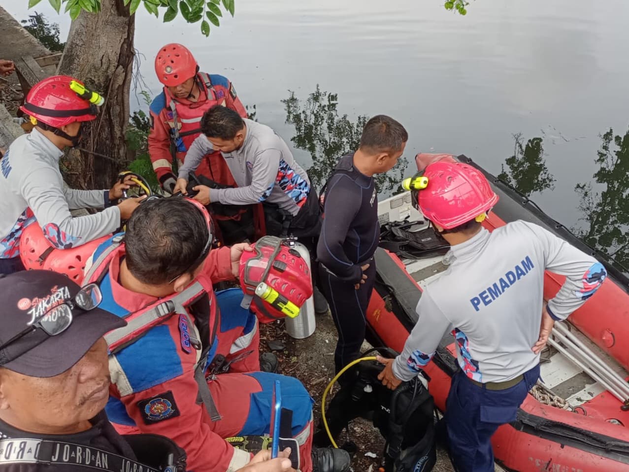 Pencuri Melompat ke Kali Sunter, Tapi Nahas Ditemukan Tenggelam - Image