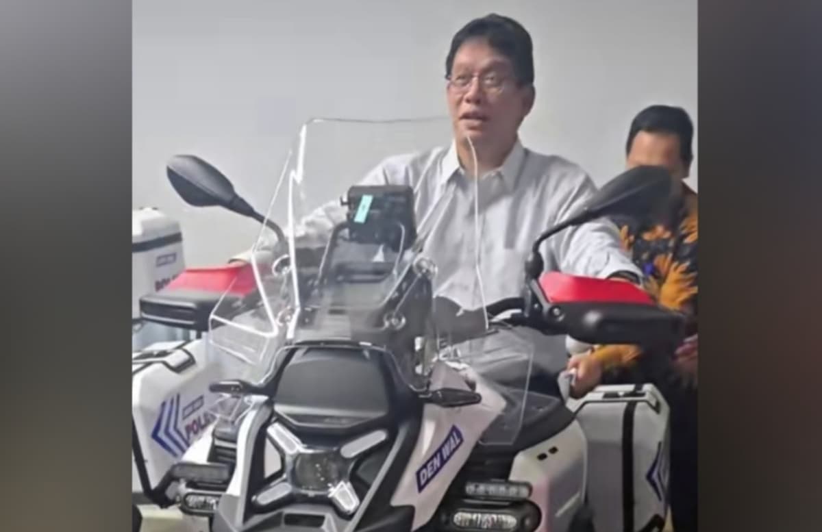 Menteri Keuangan Purbaya Coba Moge BMW R 1300 GS: Gak Gampang Pakainya, Perlu Keahlian Khusus - Image