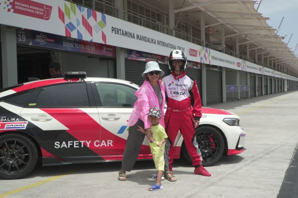 Liburan Tahun Baru, Publik Bisa Jajal Ngebut di Lintasan Sirkuit Mandalika mulai Rp 300 Ribu Saja - Image