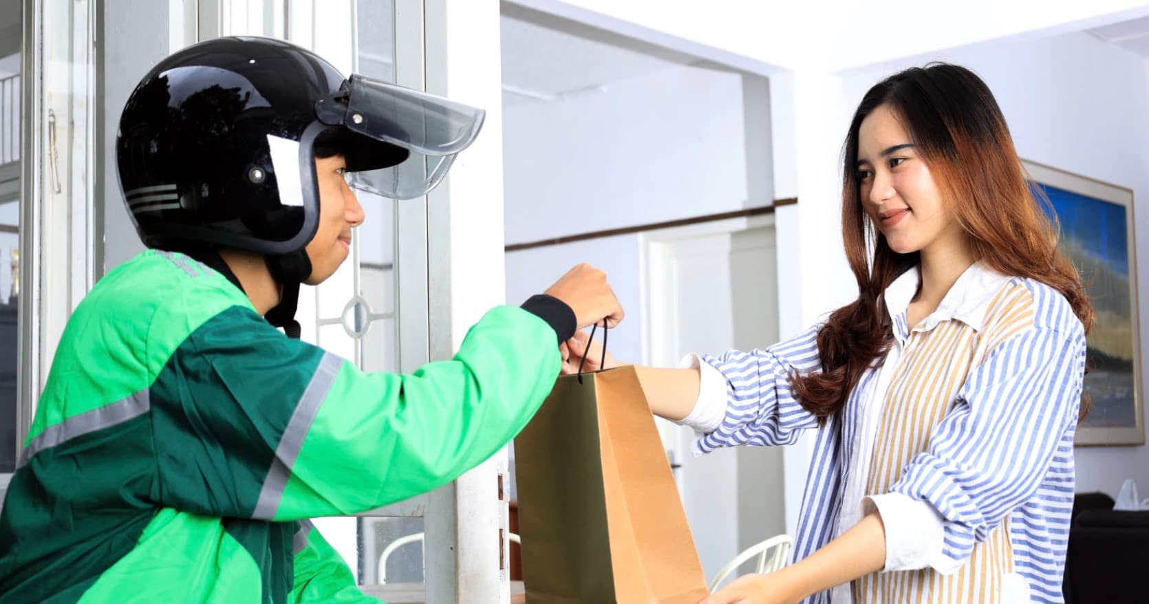 9 Sikap Rendah Hati yang Dimiliki Orang yang Selalu Mengucapkan Terima Kasih kepada Ojol - Image