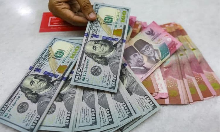 Rupiah Melemah? Kebiasaan Sederhana Ini Dapat Bantu Menjaga Stabilitas dan Menguatkan Nilainya - Image