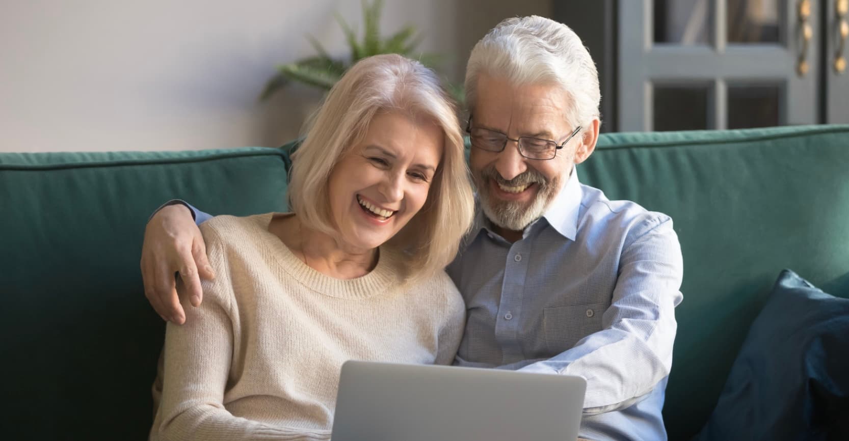 Seni Menikmati Usia Senja dengan Bahagia: 10 Kebiasaan Orang yang Tetap Mencintai Hidup Setelah Usia 70 Tahun - Image