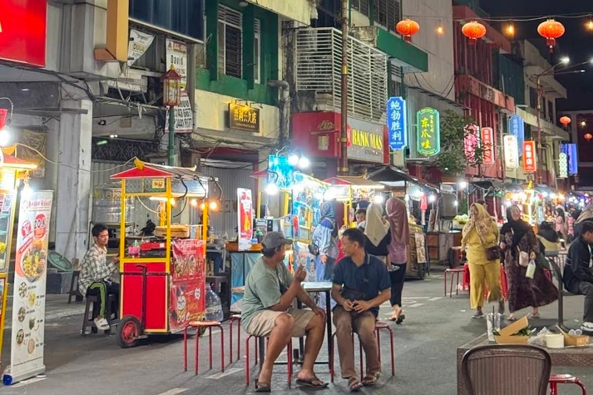 5 Spot Kuliner Malam Surabaya Favorit Pekerja Shift - Image