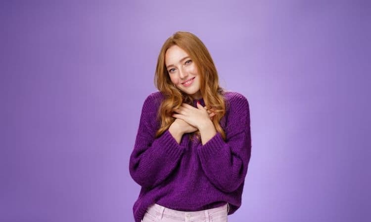 3 Zodiak yang Hobi Sugarcoating, Menjaga Perasaan Orang Lain dengan Hati-Hati - Image